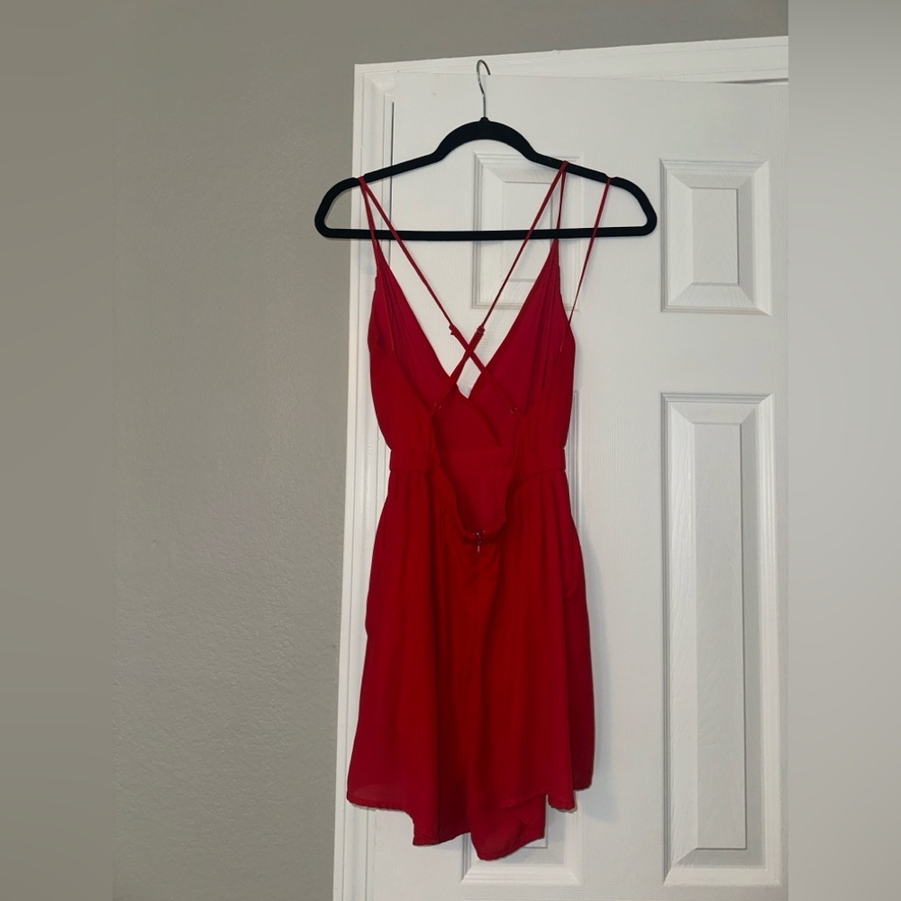 Lush Red Vneck Romper - Picture 5 of 7